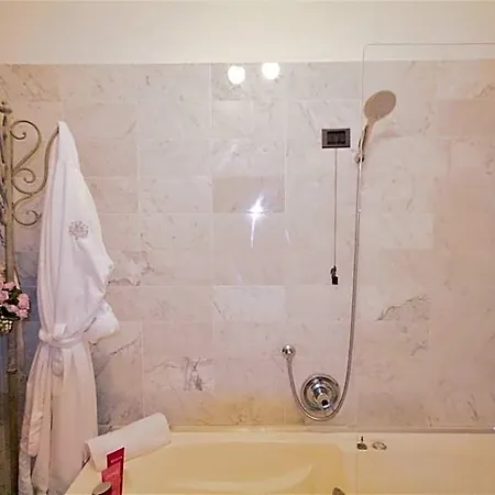 Hotel L'antico Borgo 4*